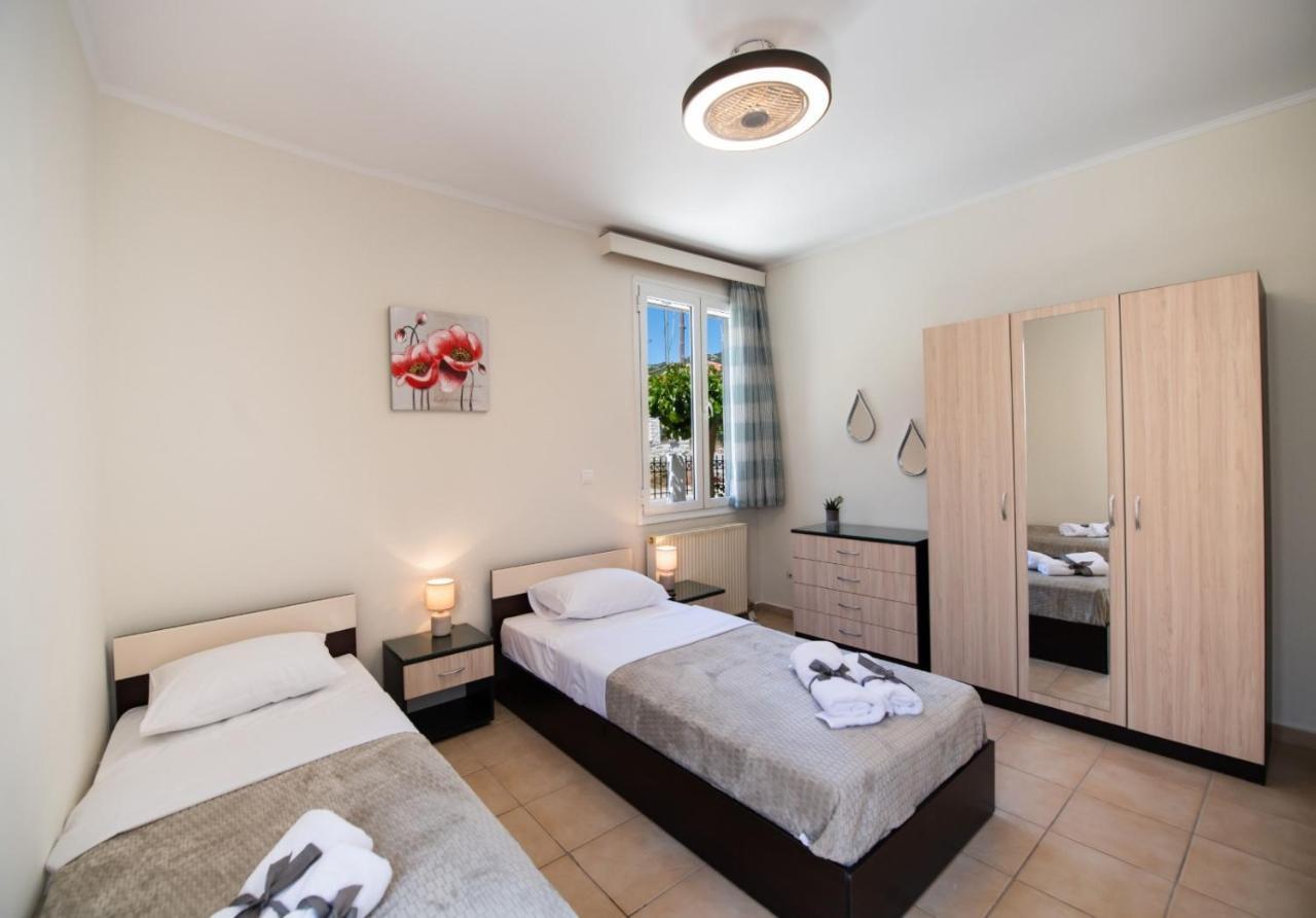 Вилла Irinis House Komilion Экстерьер фото